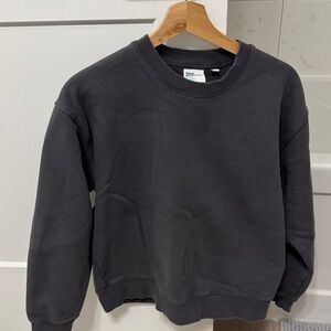 Aritzia Perfect Women’s Grey Crewneck